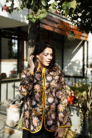 Buy Black Cotton Jacket : A Timeless Piece for Every Wardrobe